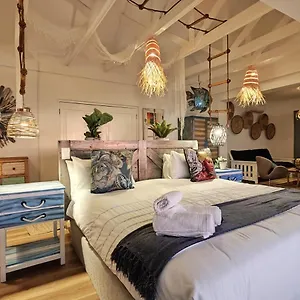Sun&sand Camps Bay Gasthof